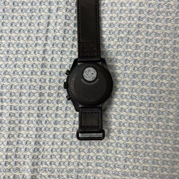 🔥Swatch x Omega Snoopy Moonphase Chronograph | Black Bioceramic - Picture 2 of 7